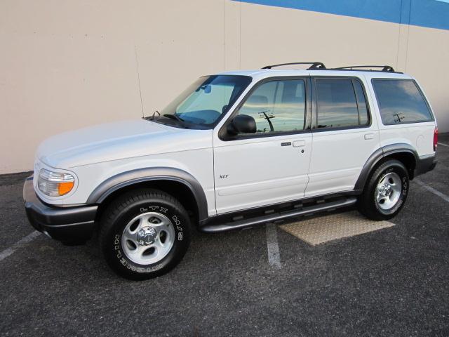 2000 Ford Explorer for sale