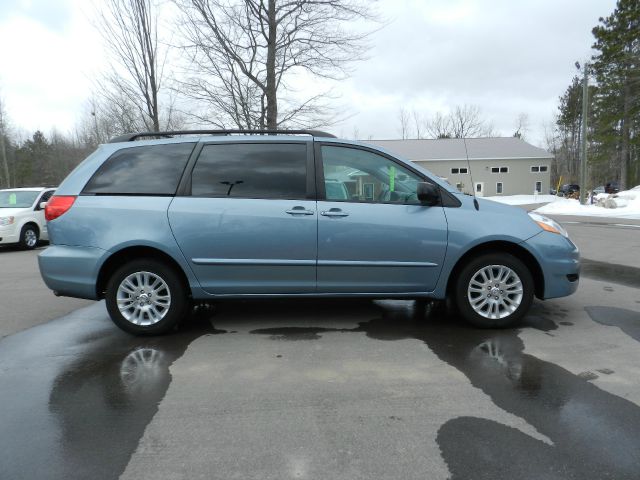 2010 Toyota Sienna