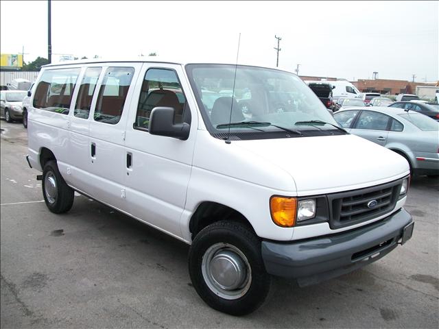 2006 Ford Econoline Wagon for sale