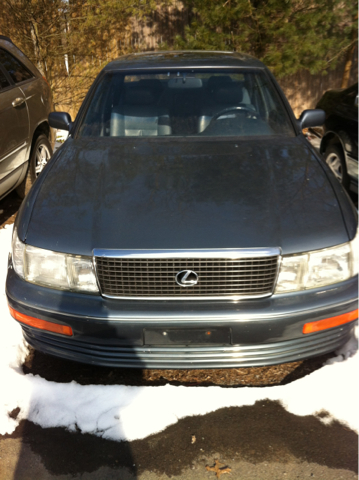 1992 Lexus LS 400