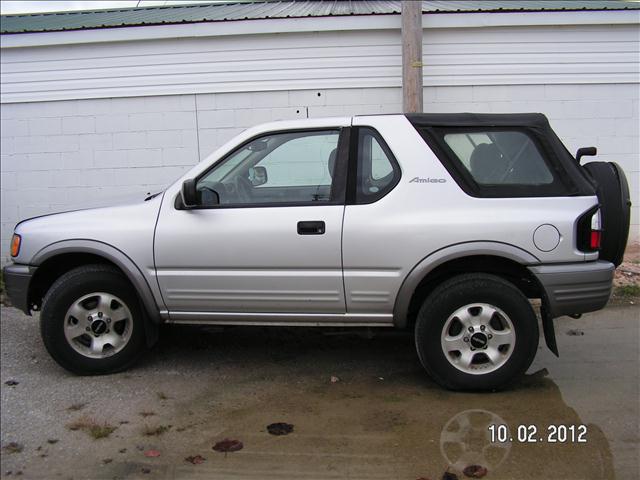 2000 Isuzu Amigo