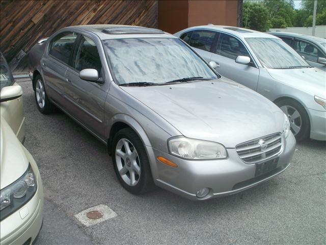 2000 Nissan Maxima for sale