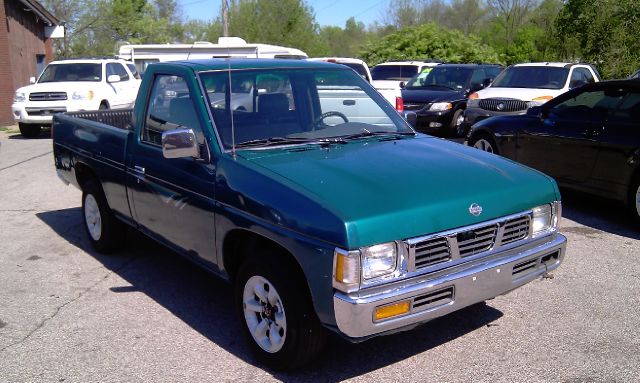 1996 Nissan Pickup for sale
