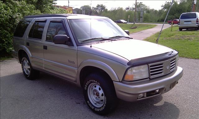 2000 Oldsmobile Bravada Interior. 2000 Oldsmobile Bravada for