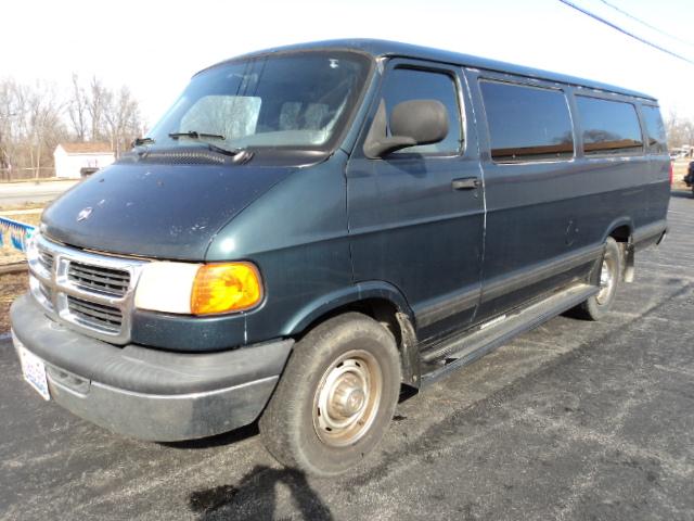 2000 Dodge Ram Wagon for sale